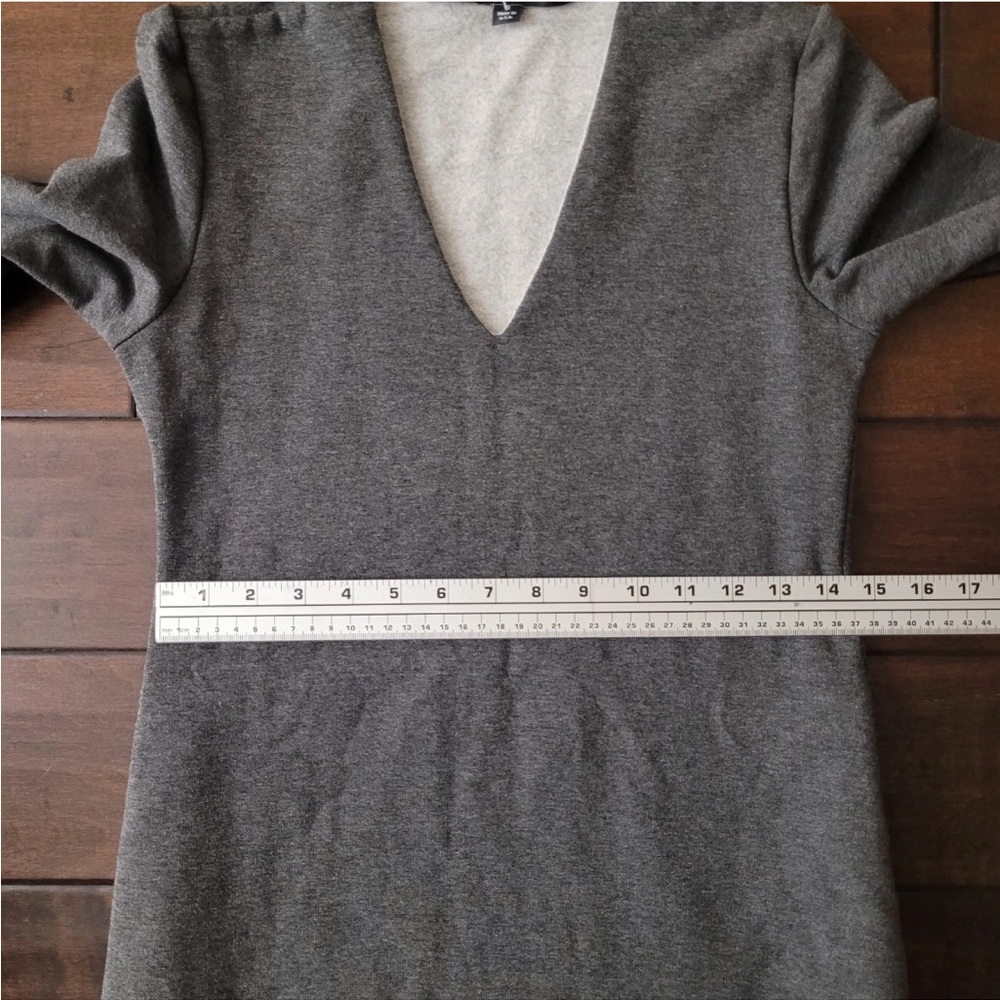 Stowaway Maternity Gray Long Sleeve Wrap Slit Dress Size S - Picture 7 of 8